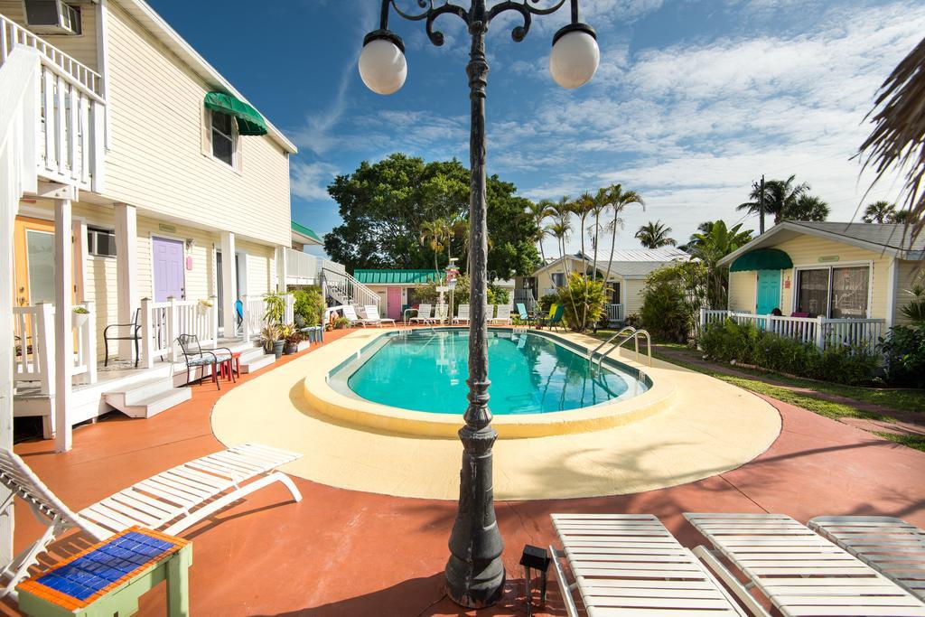 Silver Sands Villas Fort Myers Beach Eksteriør billede